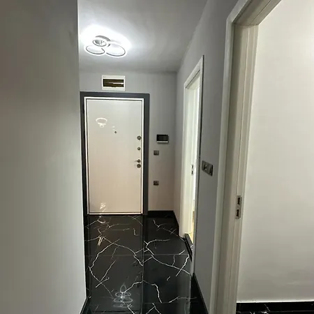 Diamond Casa With Paid Private Parking Apartment