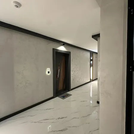 Diamond Casa With Paid Private Parking Apartment