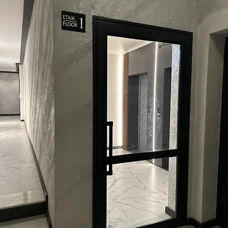 Diamond Casa With Paid Private Parking Apartment